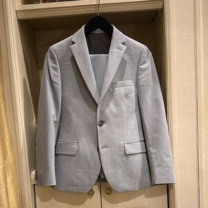 BROOKS BROTHERS SUIT SIZE 14R worn once